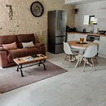 Le Domaine De La Gentilhommiere Situee Entre Bayeux Et Arromanches Les Bains 度假居 *