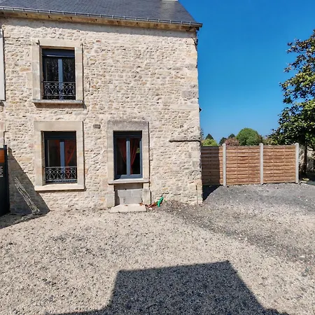 Holiday home Le Domaine De La Gentilhommiere Situee Entre Bayeux Et Arromanches Les Bains