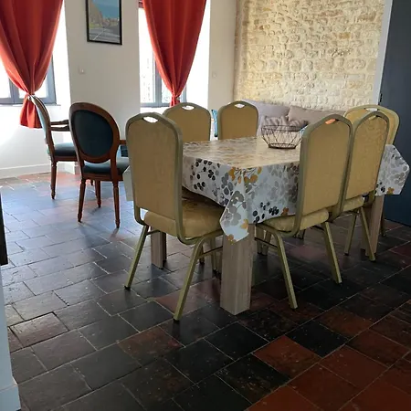 Le Domaine De La Gentilhommiere Situee Entre Bayeux Et Arromanches Les Bains * Manvieux