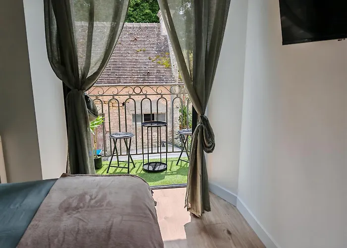 펜션 Le Domaine De La Gentilhommiere Situee Entre Bayeux Et Arromanches Les Bains *