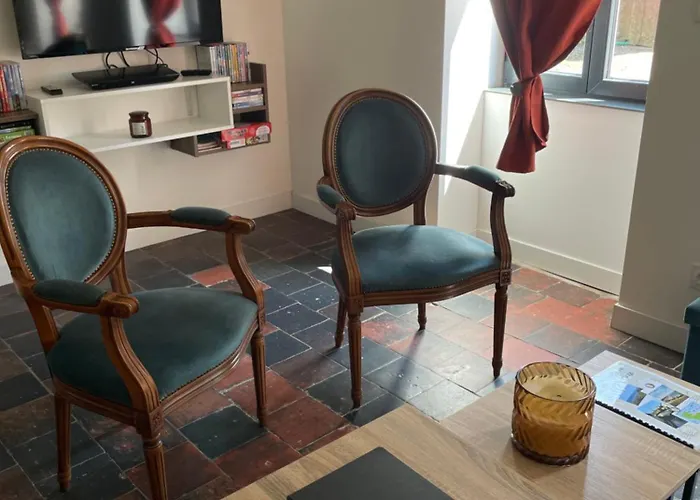 Le Domaine De La Gentilhommiere Situee Entre Bayeux Et Arromanches Les Bains 맨비유