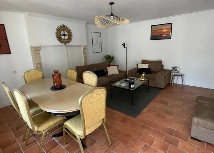 Le Domaine De La Gentilhommiere Situee Entre Bayeux Et Arromanches Les Bains